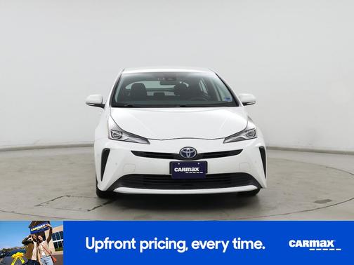 2022 Toyota Prius LE