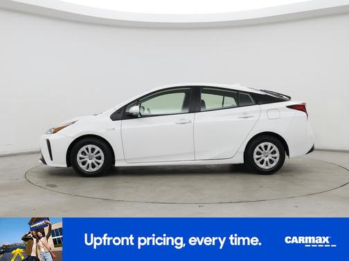 2022 Toyota Prius LE