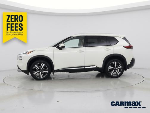 White 2023 Nissan Rogue Platinum