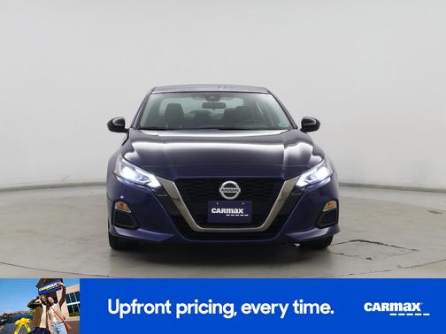 2022 Nissan Altima SR