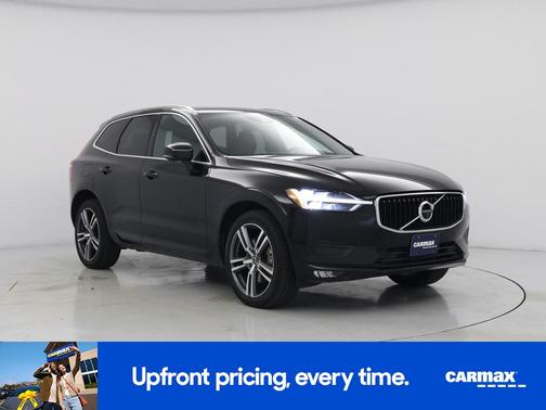 Black 2021 Volvo XC60 T6 Momentum