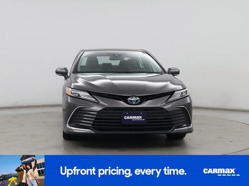 2022 Toyota Camry Hybrid XLE
