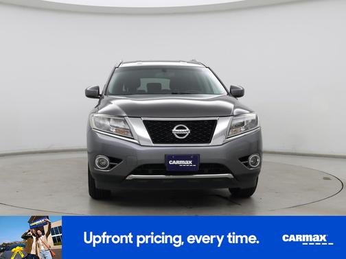 2016 Nissan Pathfinder SV