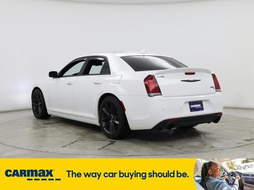 2023 Chrysler 300 C