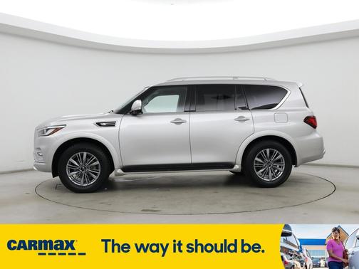 2023 INFINITI QX80 Luxe