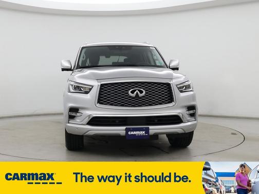 2023 INFINITI QX80 Luxe