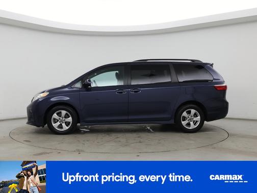 2018 Toyota Sienna LE