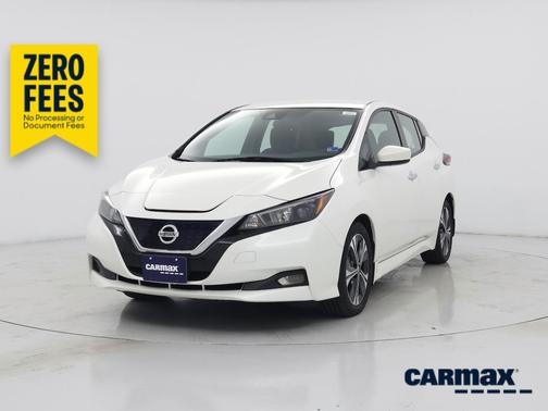 White 2022 Nissan Leaf SV