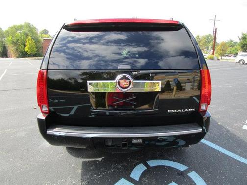 2014 Cadillac Escalade Base