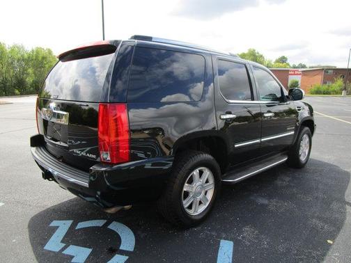 2014 Cadillac Escalade Base