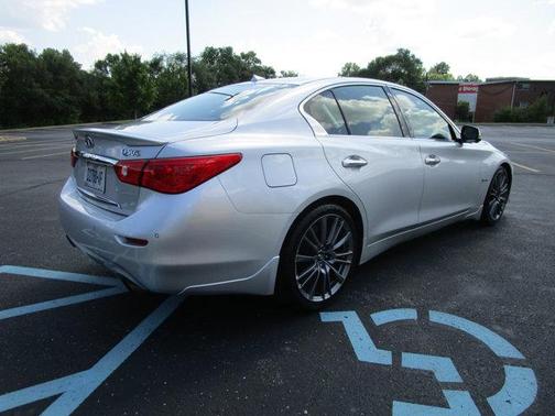 2017 INFINITI Q50 3.0t RED SPORT 400