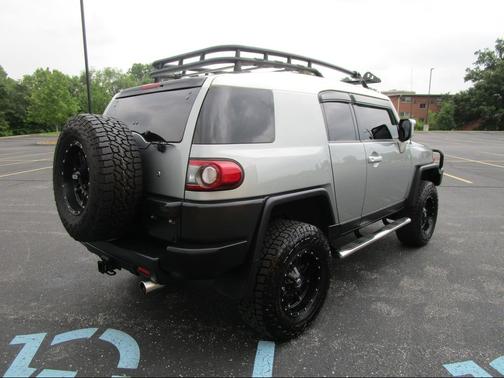 Silver Fresco Metallic 2012 Toyota FJ Cruiser Base