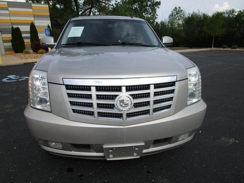 2008 Cadillac Escalade Base