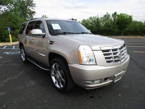 2008 Cadillac Escalade Base