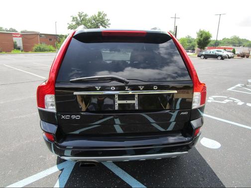 Ember Black Metallic 2014 Volvo XC90 3.2 Platinum