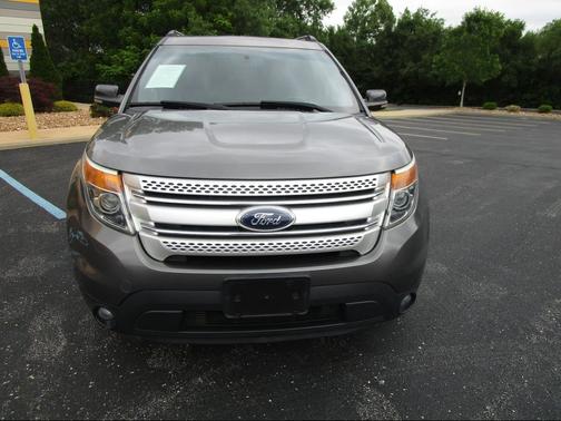 Sterling Gray Metallic 2013 Ford Explorer XLT