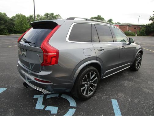 Osmium Grey Metallic 2016 Volvo XC90 T6 Momentum