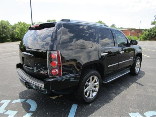 Onyx Black 2013 GMC Yukon Denali
