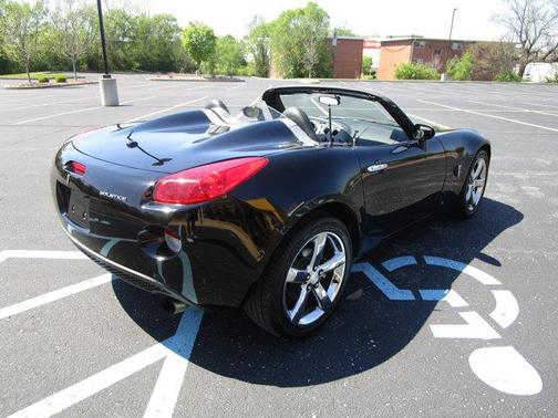 2006 Pontiac Solstice 2dr Convertible