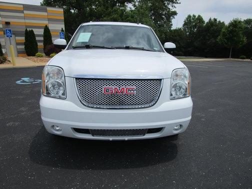 2011 GMC Yukon Denali