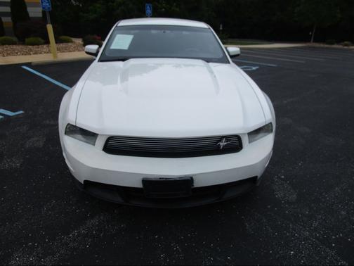 Performance White 2011 Ford Mustang GT Premium