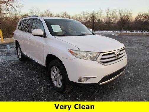2013 Toyota Highlander SE