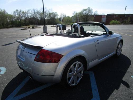 Light Silver Metallic 2006 Audi TT 3.2L