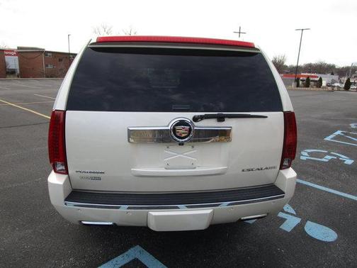 2014 Cadillac Escalade ESV Platinum Edition