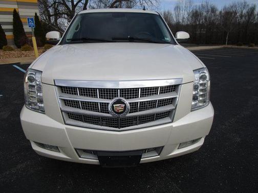 2014 Cadillac Escalade ESV Platinum Edition