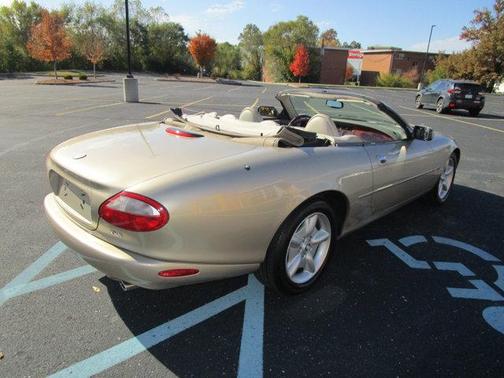 1998 Jaguar XK8 