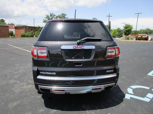 2015 GMC Acadia Denali