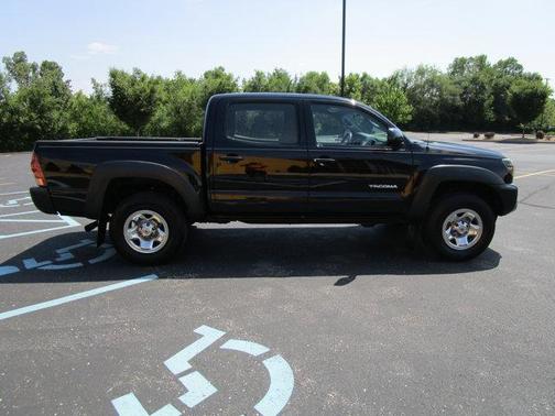 2014 Toyota Tacoma Base
