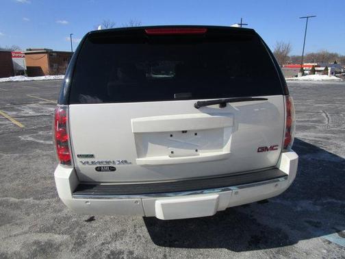 2011 GMC Yukon XL Denali