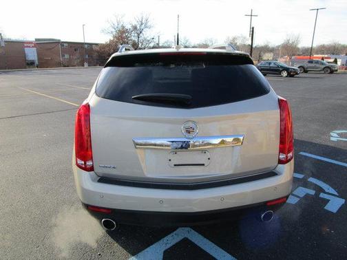 2010 Cadillac SRX Luxury Collection