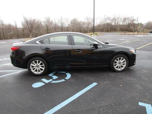 2015 Mazda Mazda6 i Sport