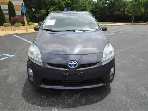 Winter Gray Metallic 2010 Toyota Prius IV