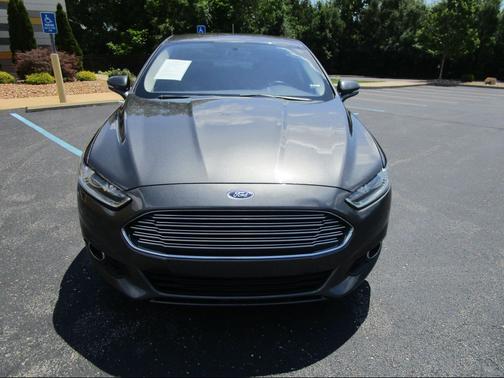 Magnetic Gray Metallic 2016 Ford Fusion SE