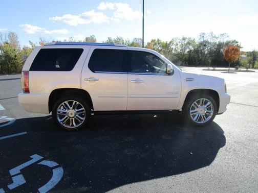 2012 Cadillac Escalade Premium