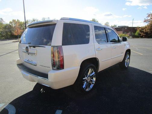 2012 Cadillac Escalade Premium