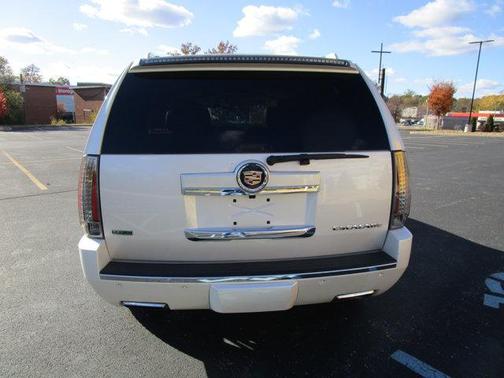 2012 Cadillac Escalade Premium