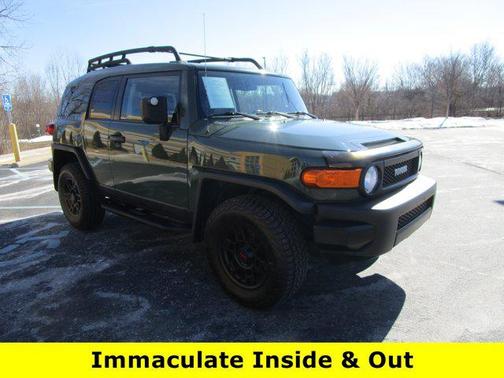 2011 Toyota FJ Cruiser Base