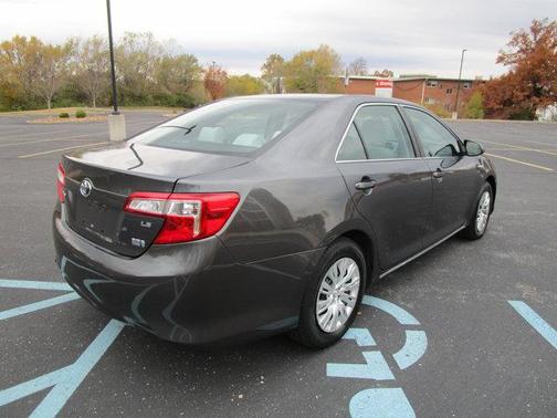 2012 Toyota Camry Hybrid LE