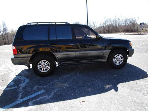 2000 Lexus LX 470 Base