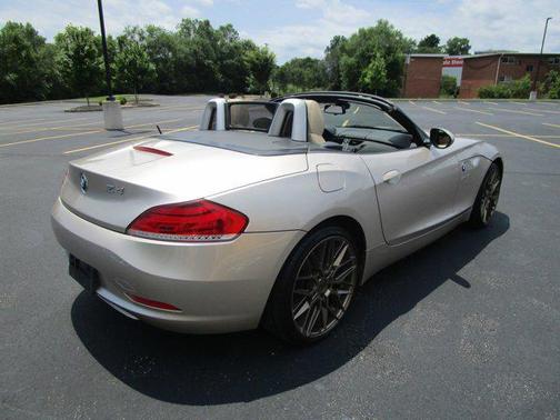 2011 BMW Z4 sDrive30i