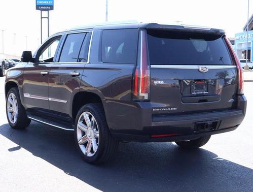 2017 Cadillac Escalade Luxury