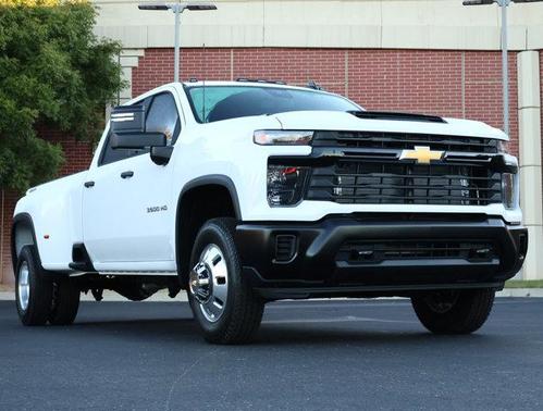 2026 Chevrolet Silverado 3500 WT