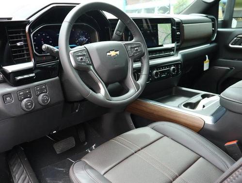 Summit White 2026 Chevrolet Silverado 3500 High Country