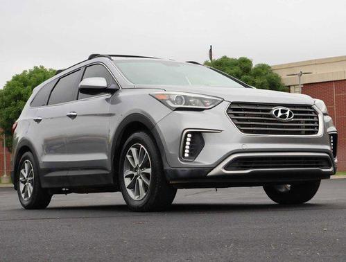 2017 Hyundai SANTA FE SE