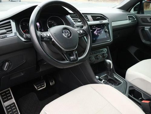 2020 Volkswagen Tiguan 2.0T SE R-Line Black