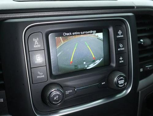 2017 RAM 2500 Tradesman Crew Cab 4x4 6'4' Box